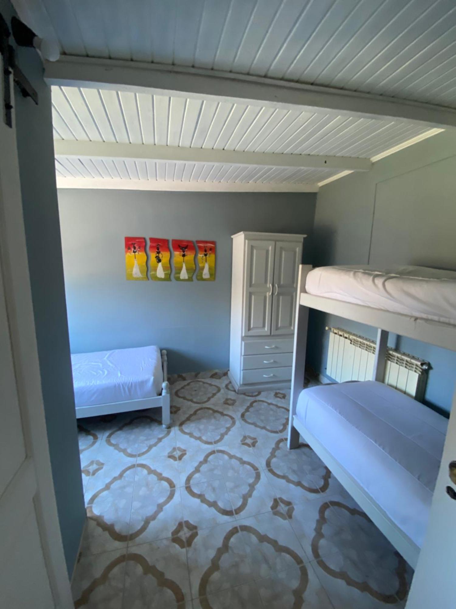 Aguilar House Hostel B&B Ел Калафате Екстериор снимка